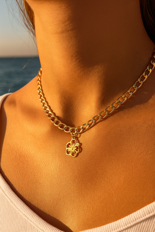 Collier fleur de monoï