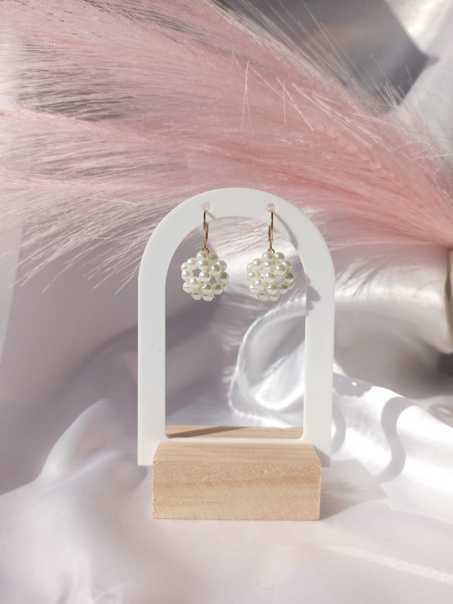Boucles d'oreilles boule de perle