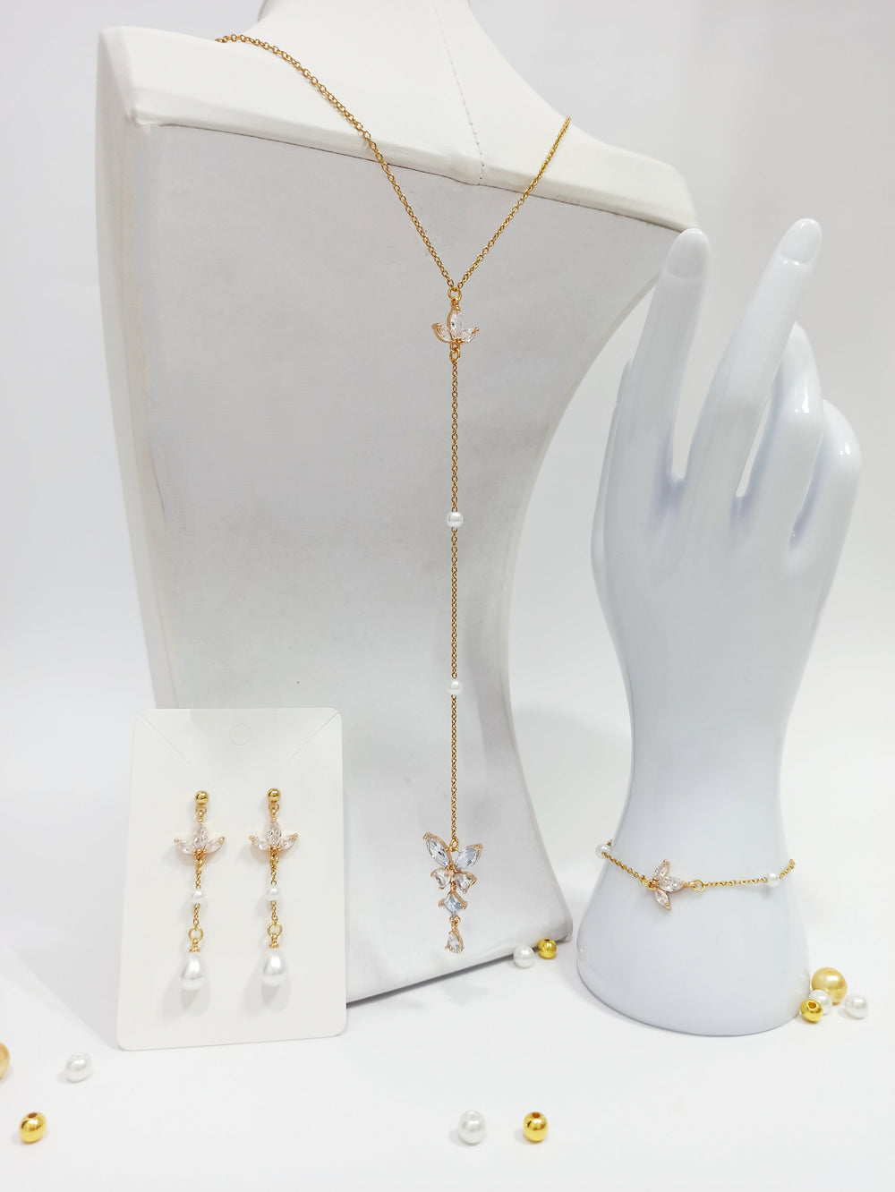 Parures collier de dos