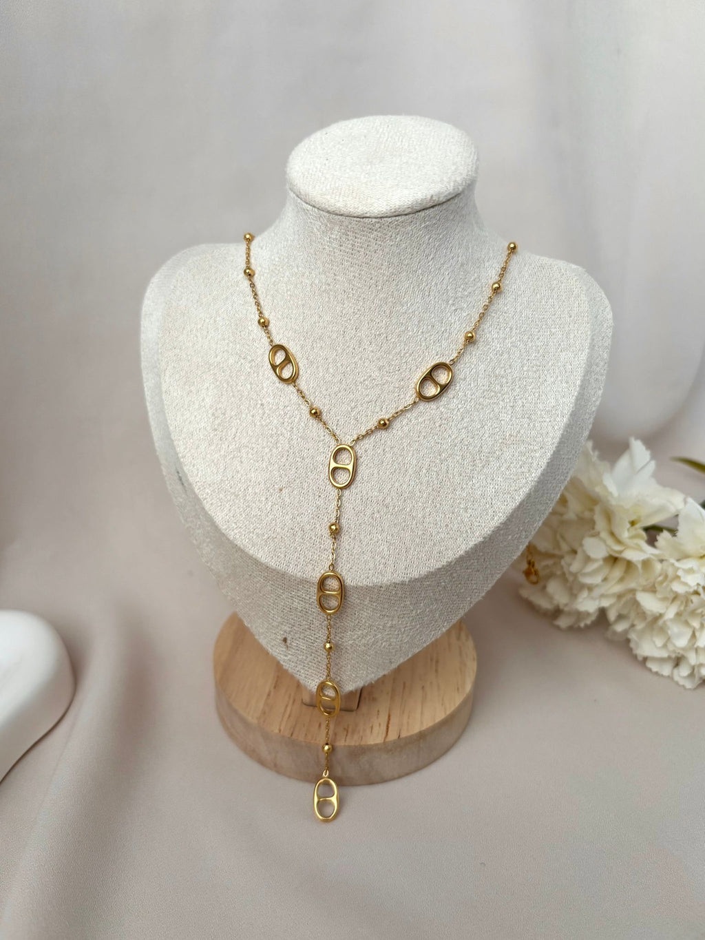 Collier Y maille marine et perles en acier inoxydable doré