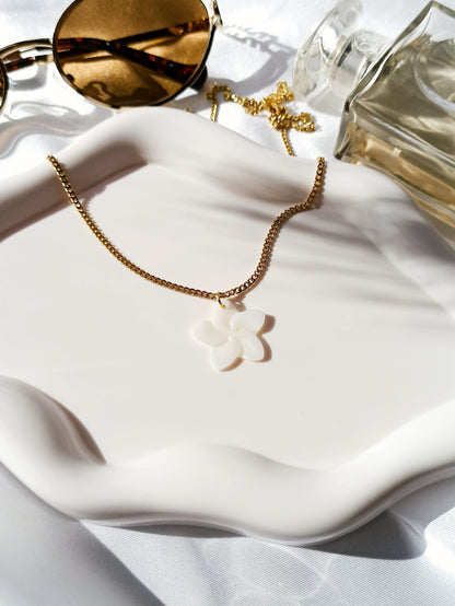 Collier fleur de tiaré