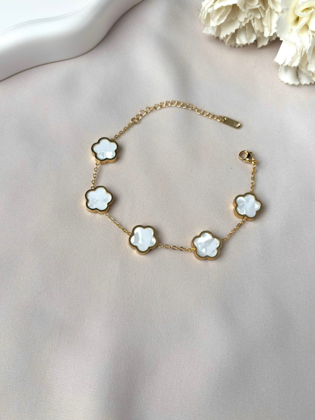 Bracelet fleur ~acier inoxydable~ blanc