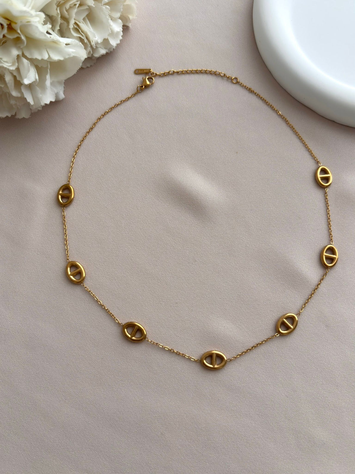 Collier Maille Marine Doré à 7 Breloques en Acier Inoxydable
