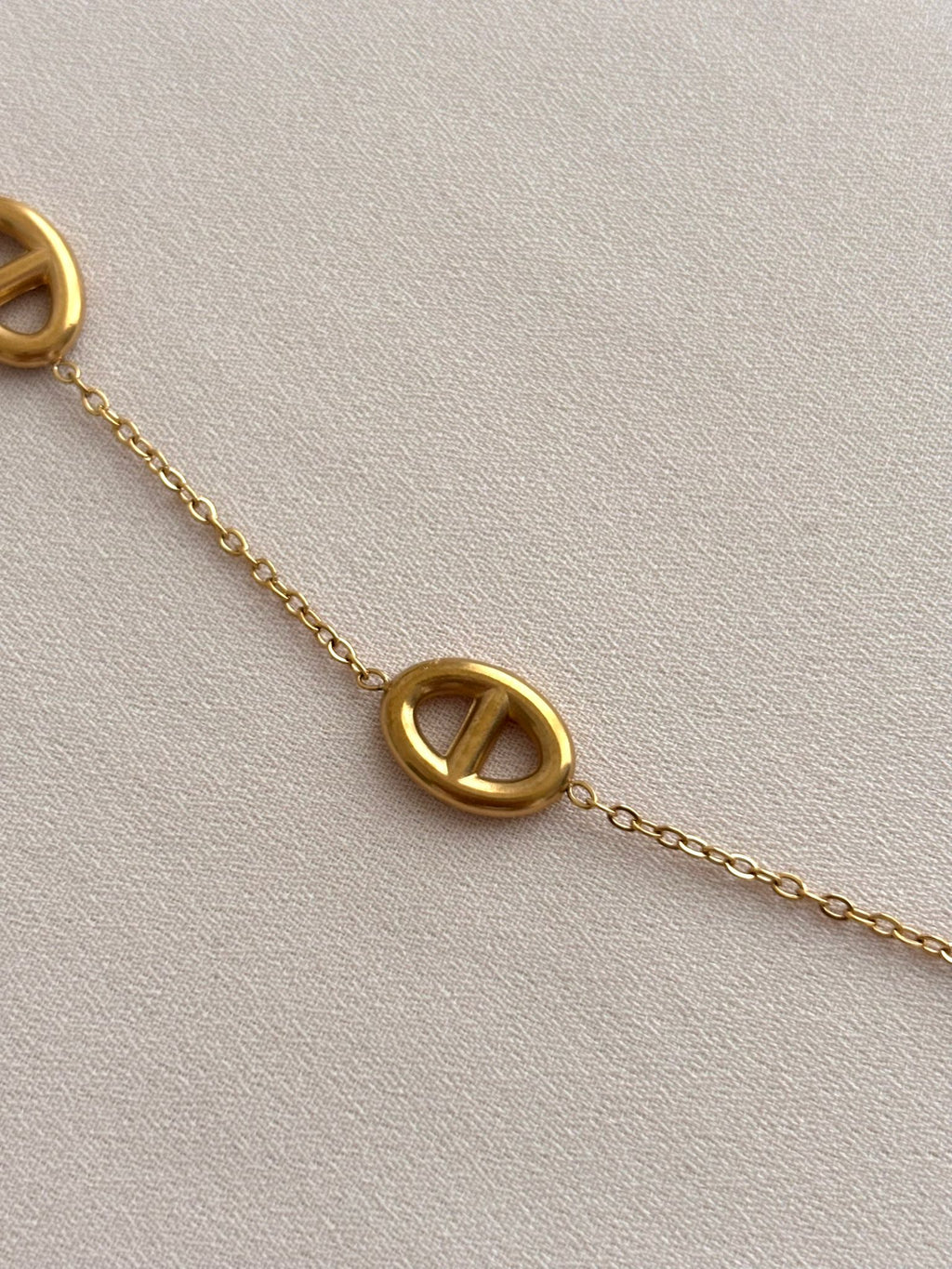 Collier Maille Marine Doré à 7 Breloques en Acier Inoxydable