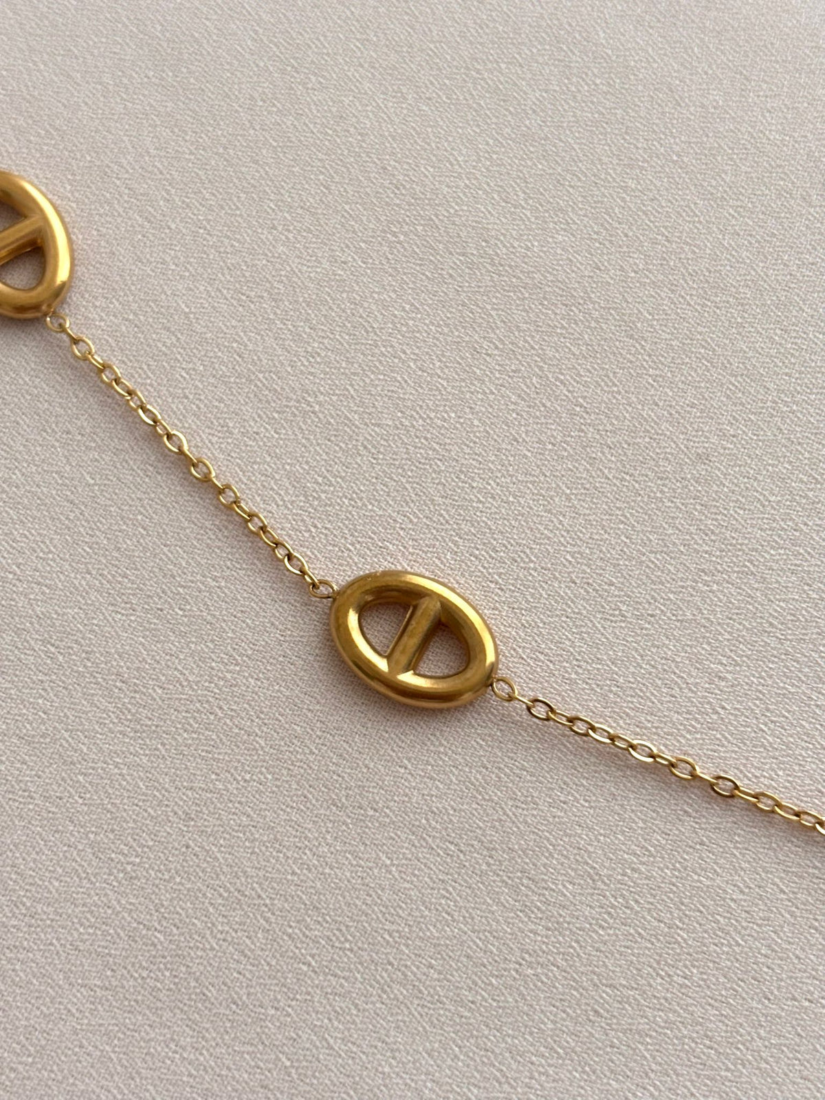 Collier Maille Marine Doré à 7 Breloques en Acier Inoxydable