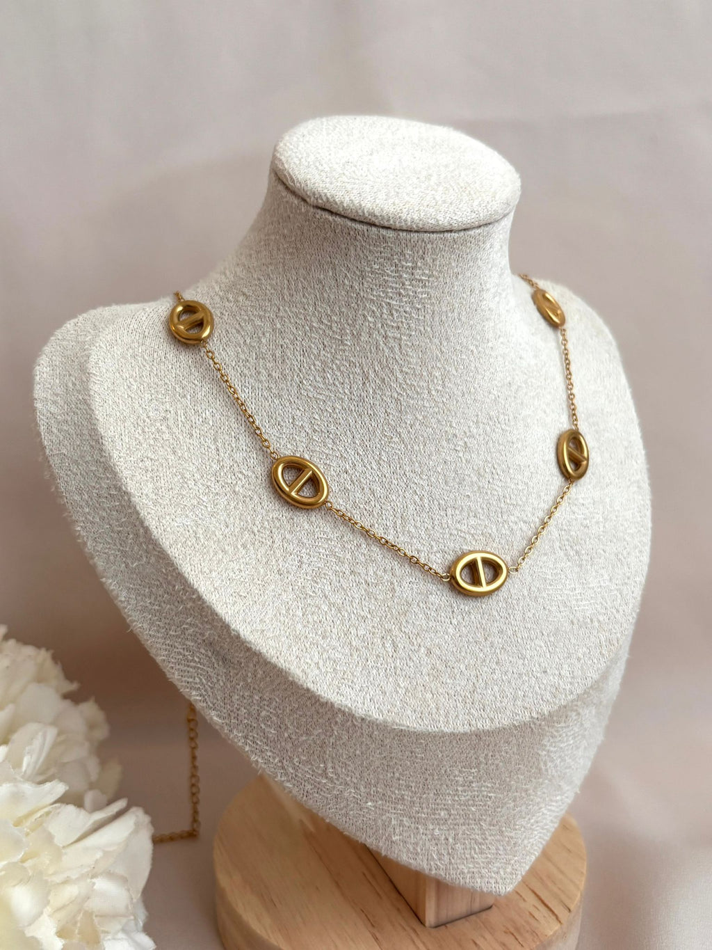 Collier Maille Marine Doré à 7 Breloques en Acier Inoxydable