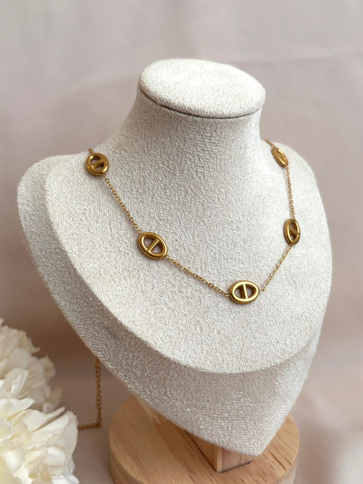 Collier Maille Marine Doré à 7 Breloques en Acier Inoxydable