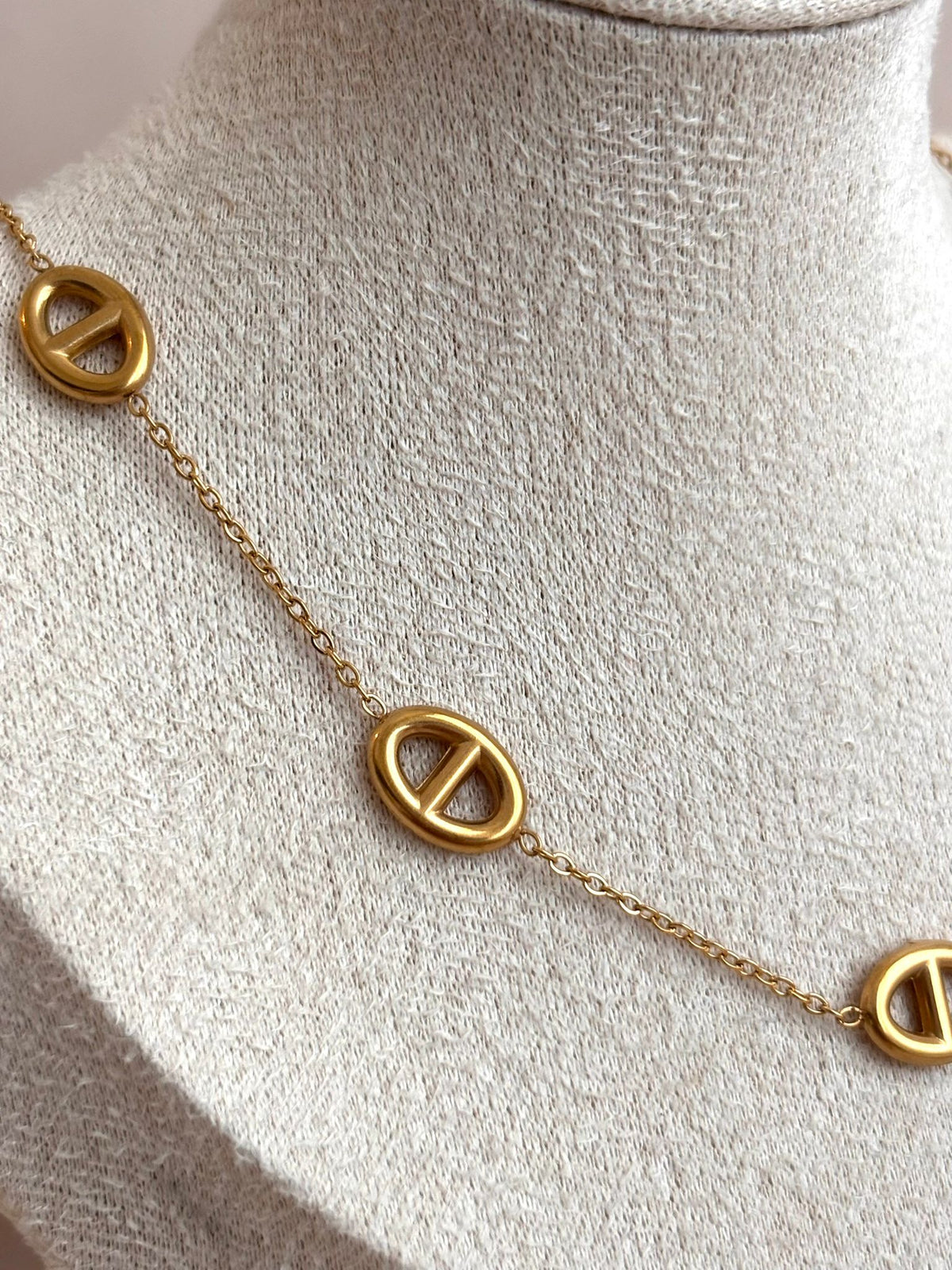 Collier Maille Marine Doré à 7 Breloques en Acier Inoxydable