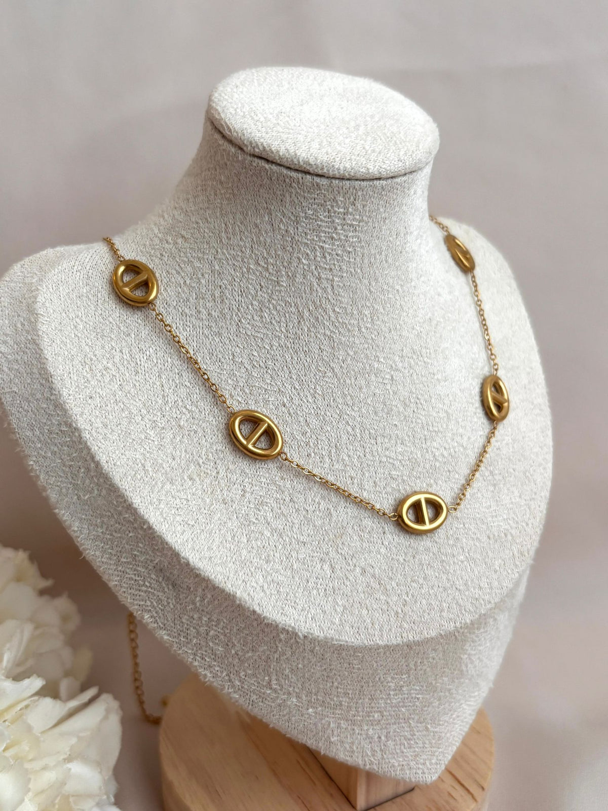 Collier Maille Marine Doré à 7 Breloques en Acier Inoxydable