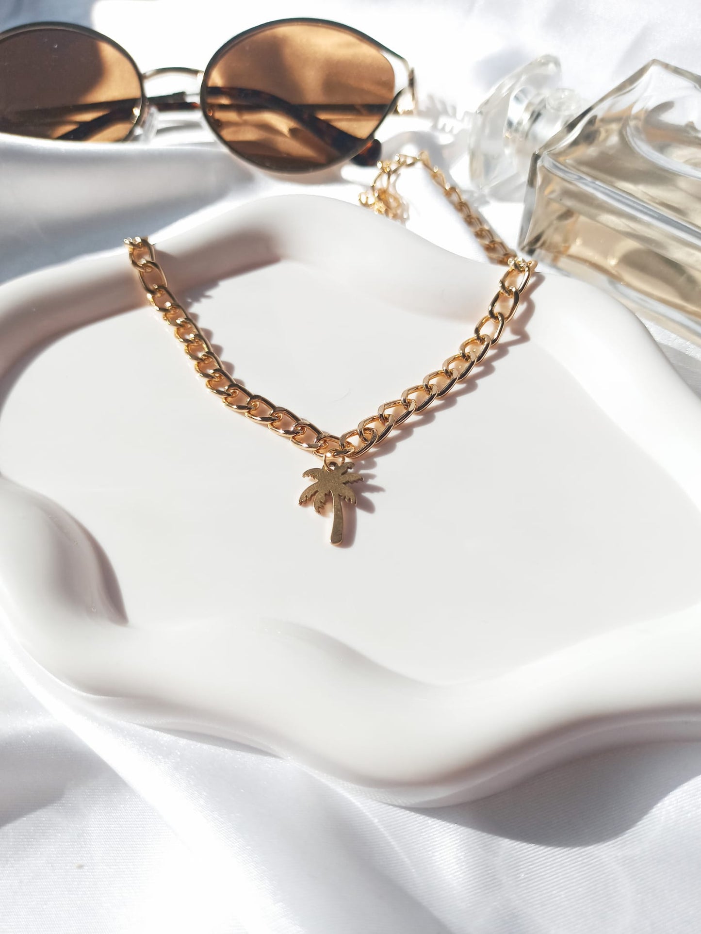 Collier minimaliste Palmier – Bijou intemporel