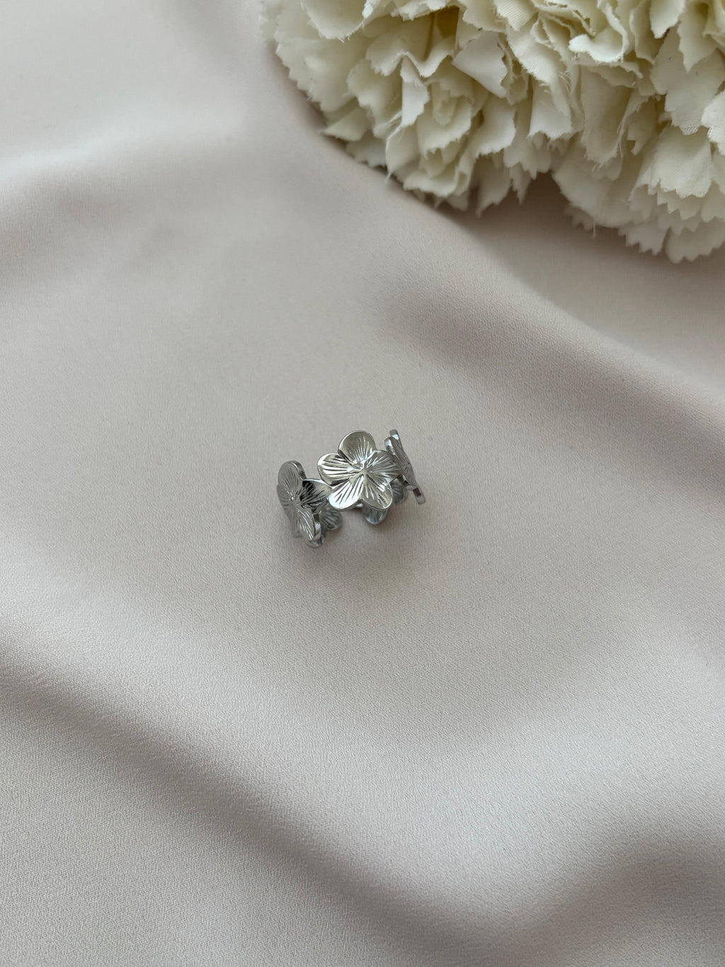 Bague fleur ~acier inoxydable~