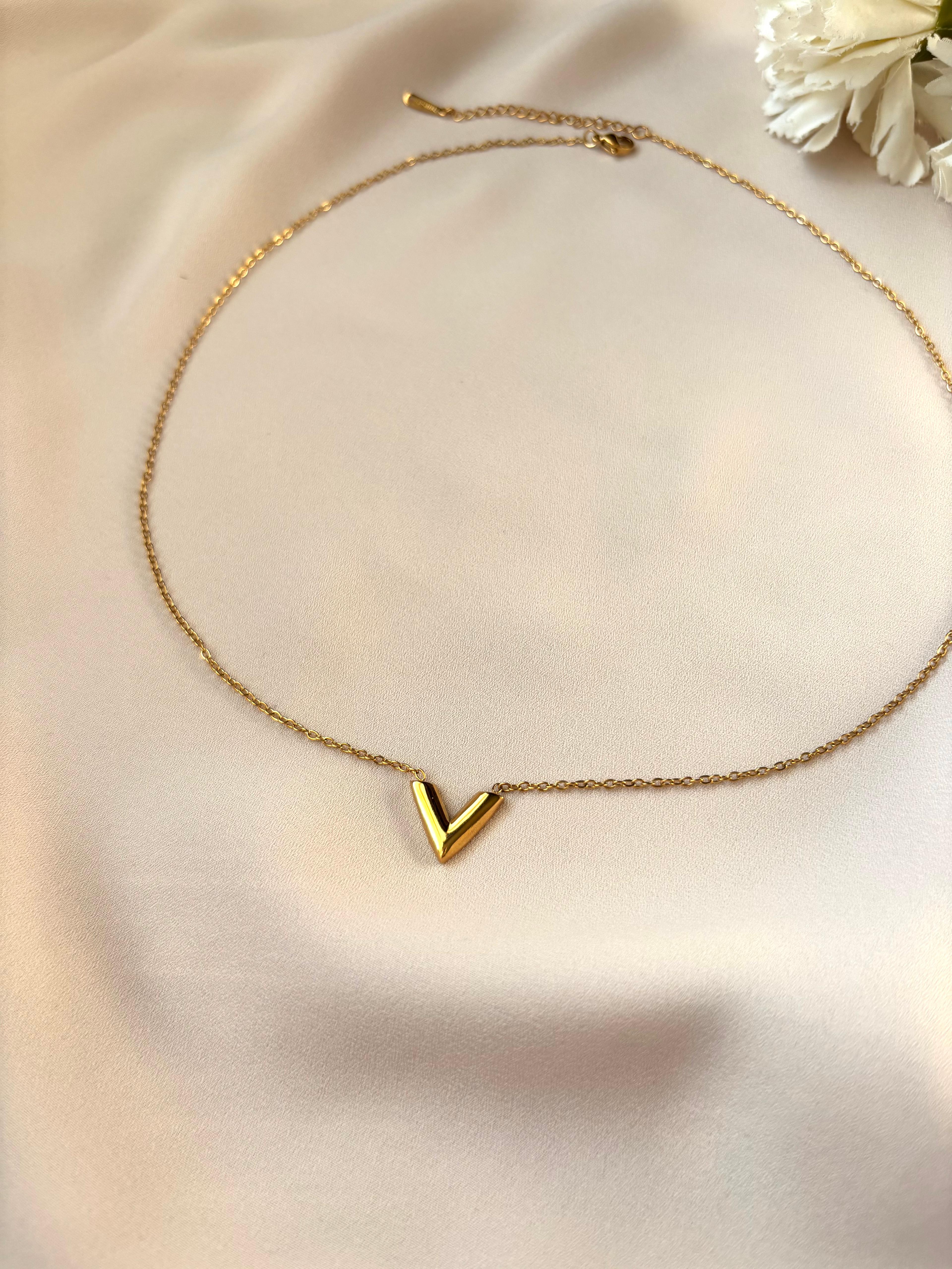 Collier V ~acier inoxydable~