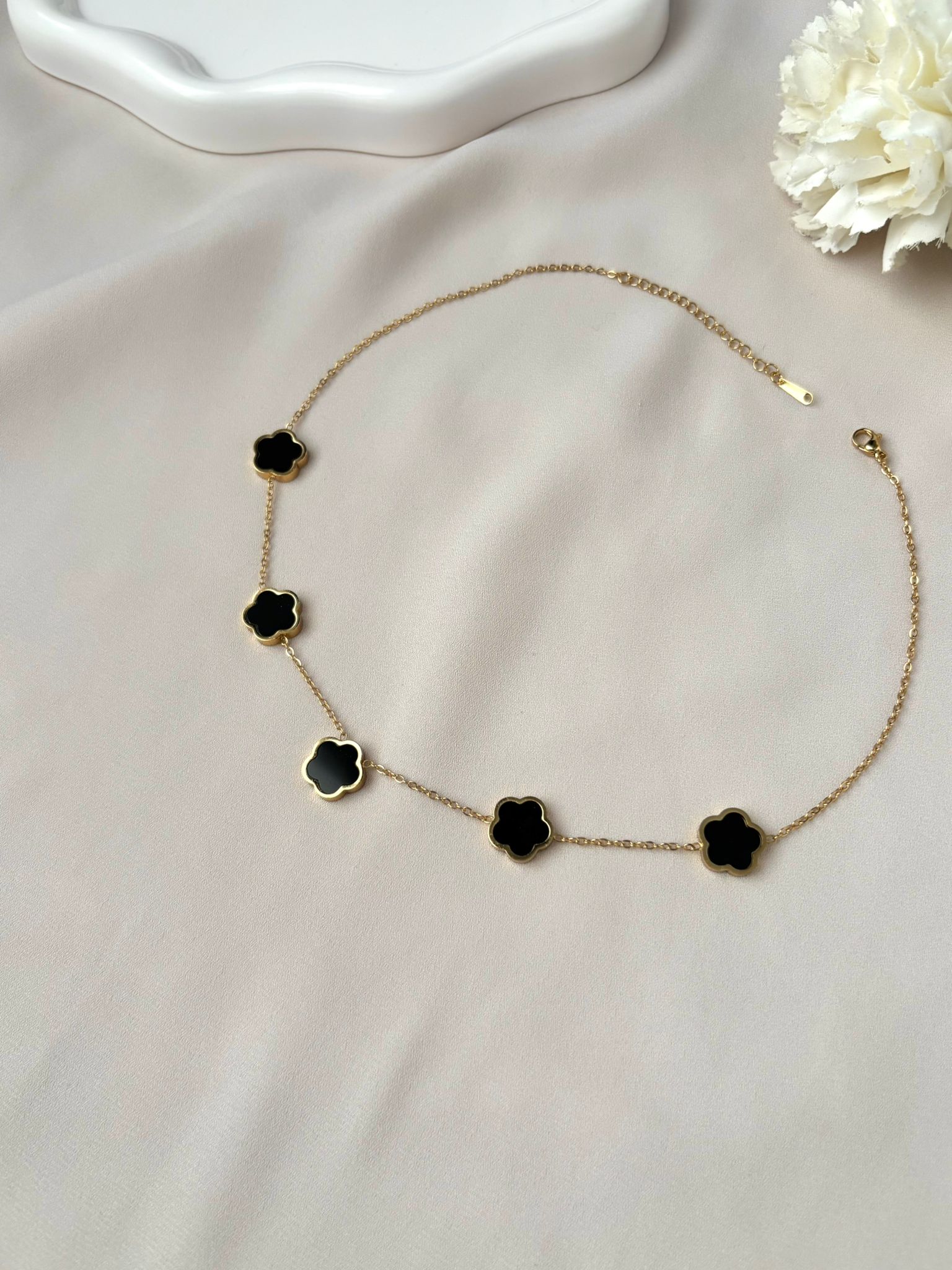 Collier fleur ~acier inoxydable~ noir