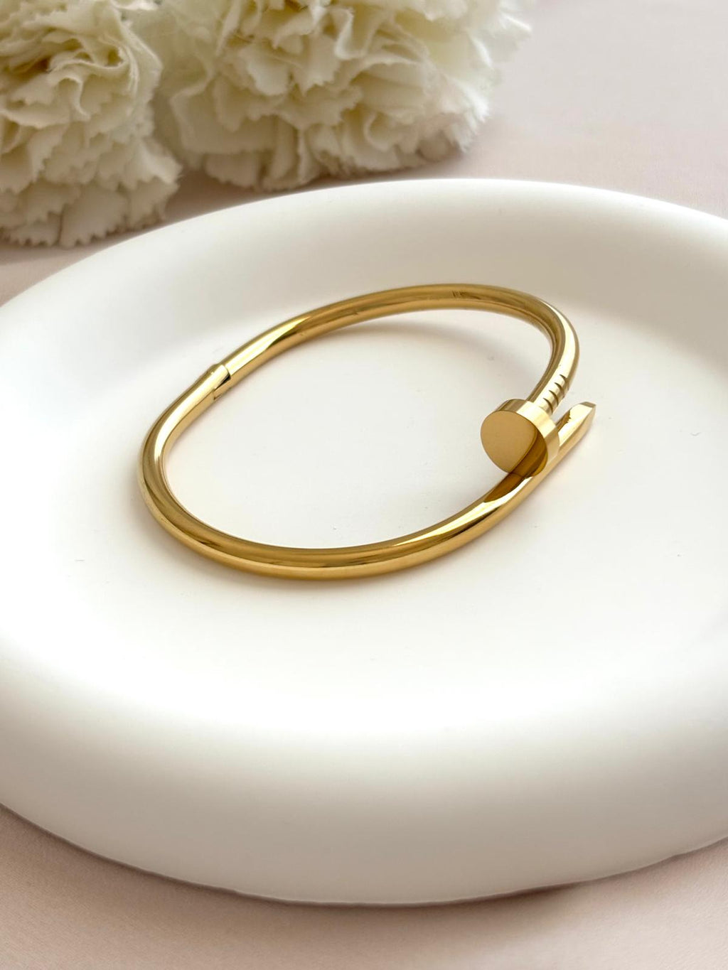 Bracelet jonc clou doré
