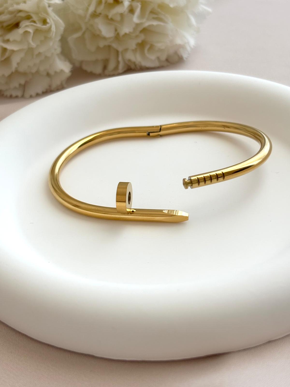 Bracelet jonc clou doré
