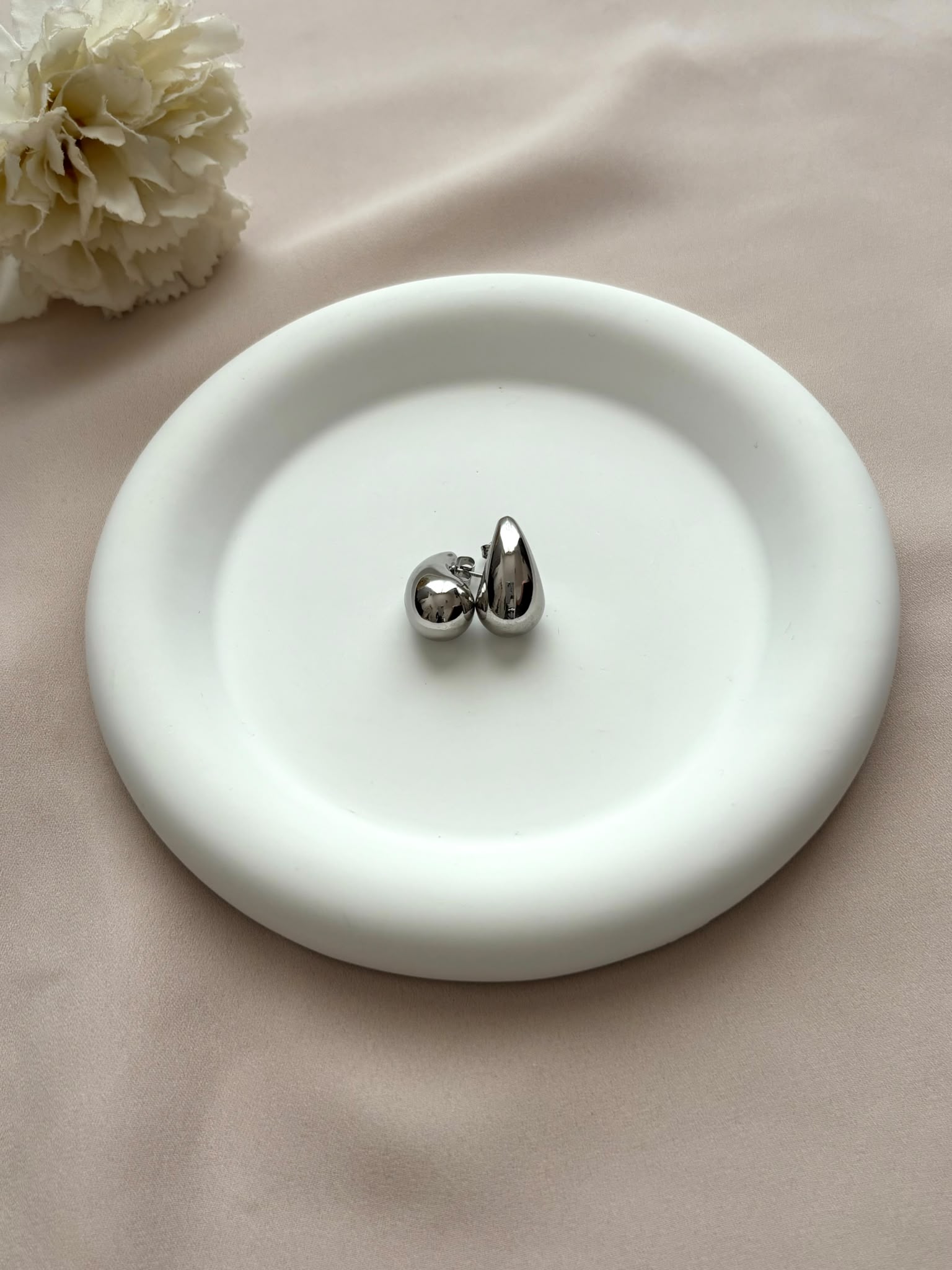 Boucles d'oreilles goutte argenté (3 tailles)
