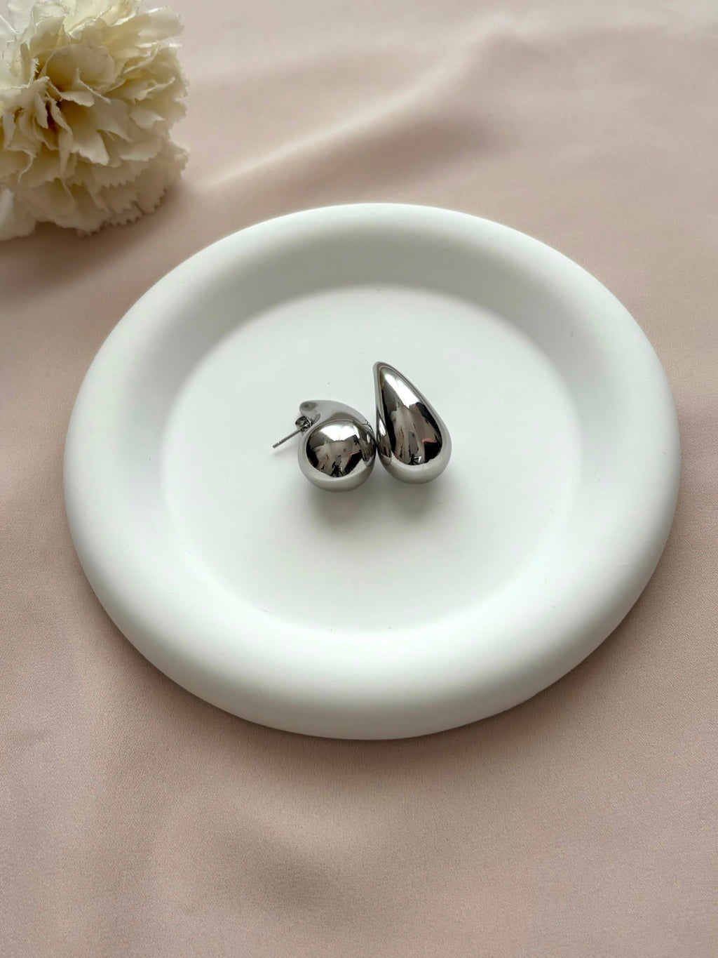 Boucles d'oreilles goutte argenté (3 tailles)
