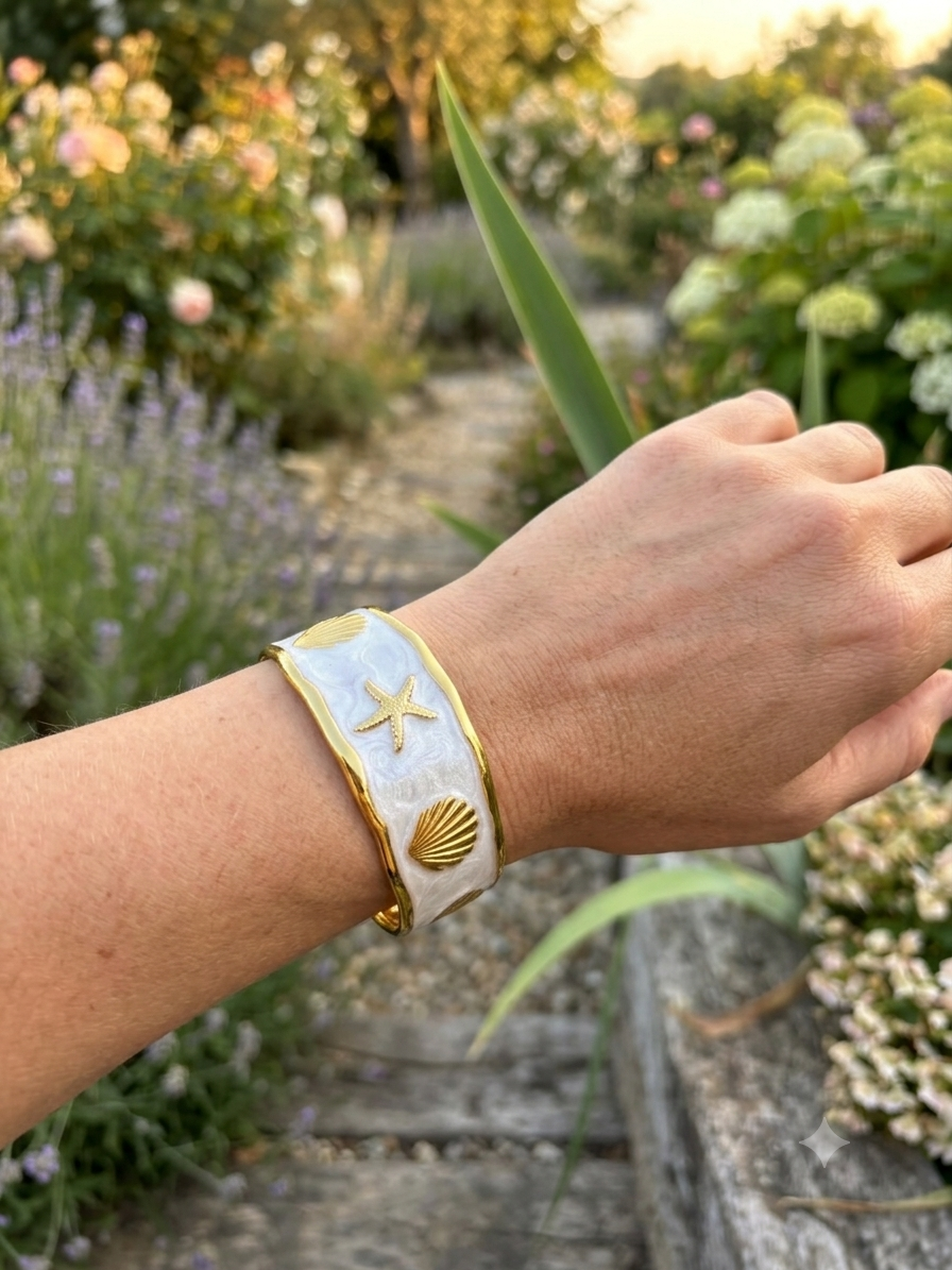 Bracelet émaillé blanc coquillage