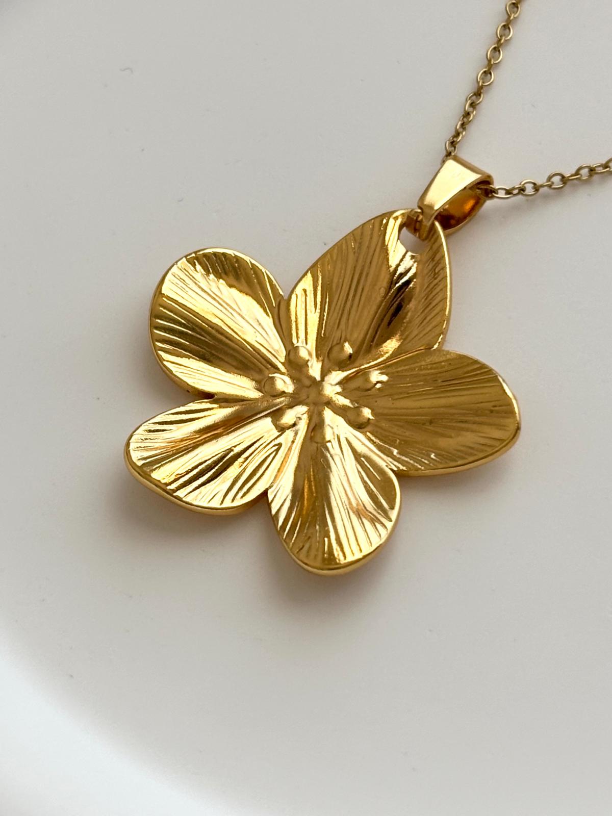 Collier fleur
