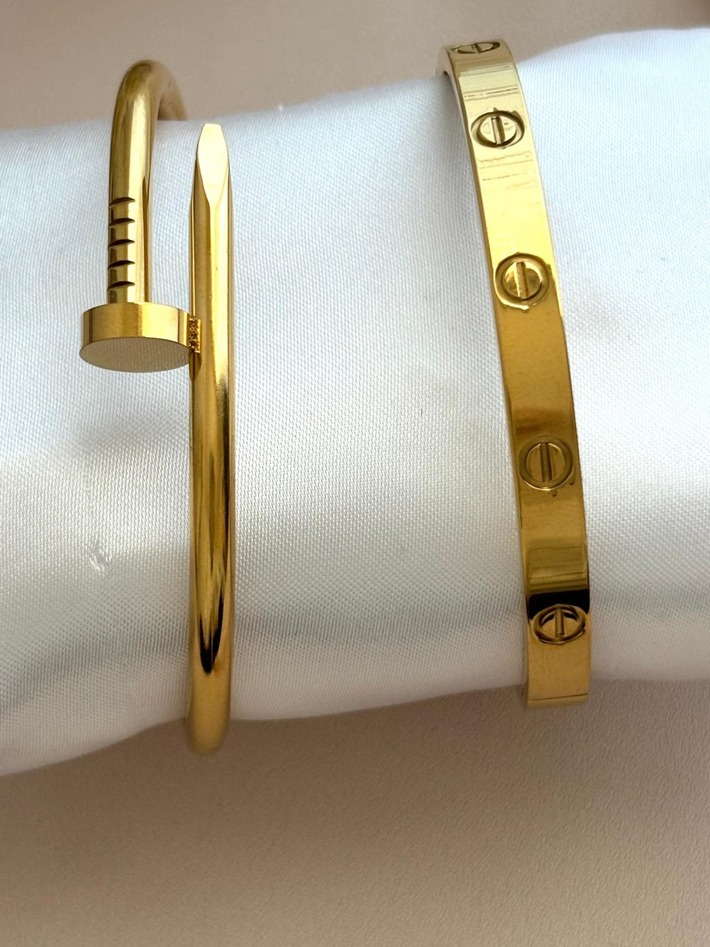 Lot 2 bracelets luxe