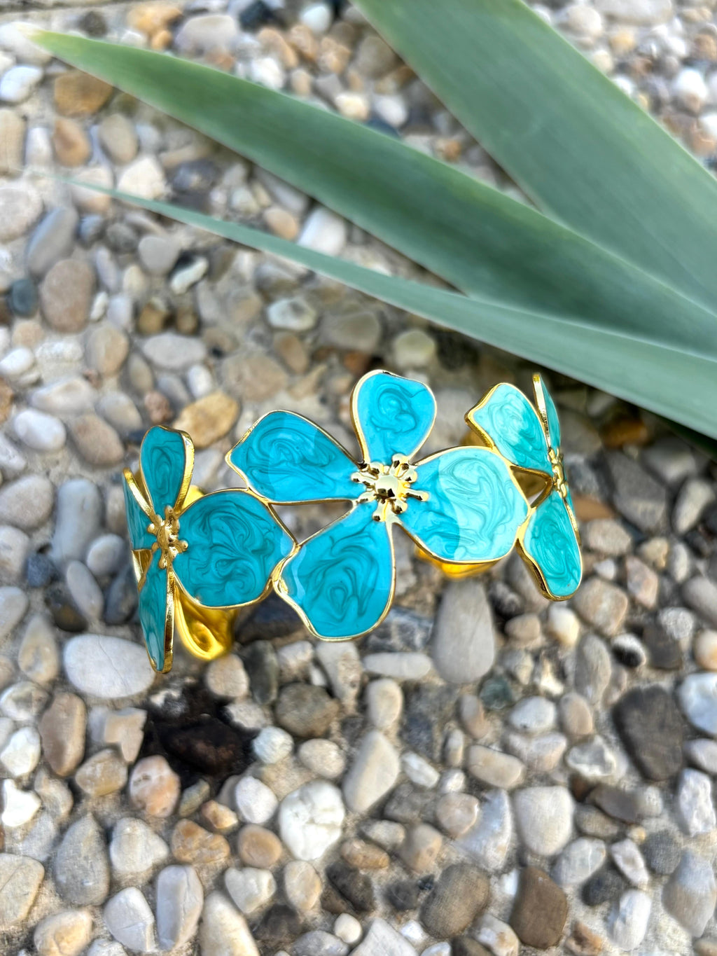 Bracelet fleur émaillé bleu turquoise
